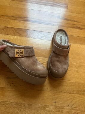 Tory Burch Tan Suede Platform Shearling Mule with Logo Buckle